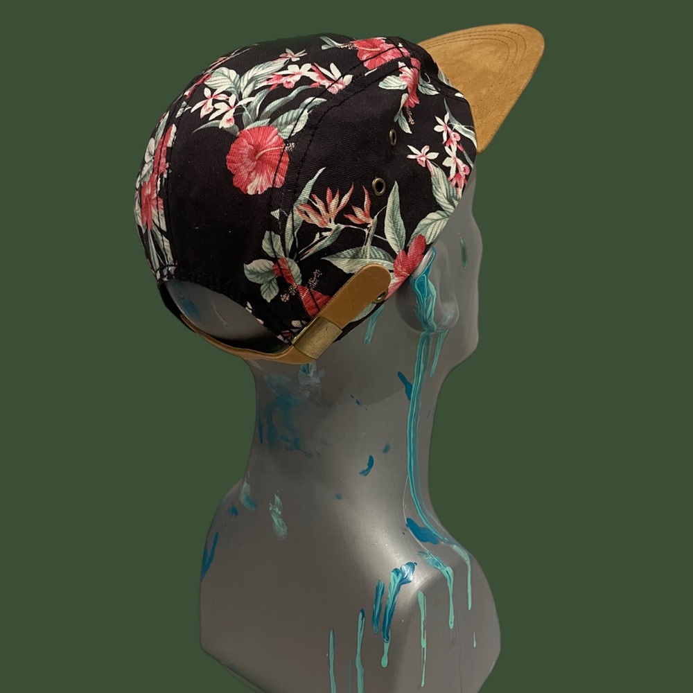 Empyre strap back